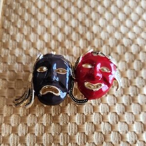 Dramatic Comedy and Tragedy Mask Brooch - Red and Black